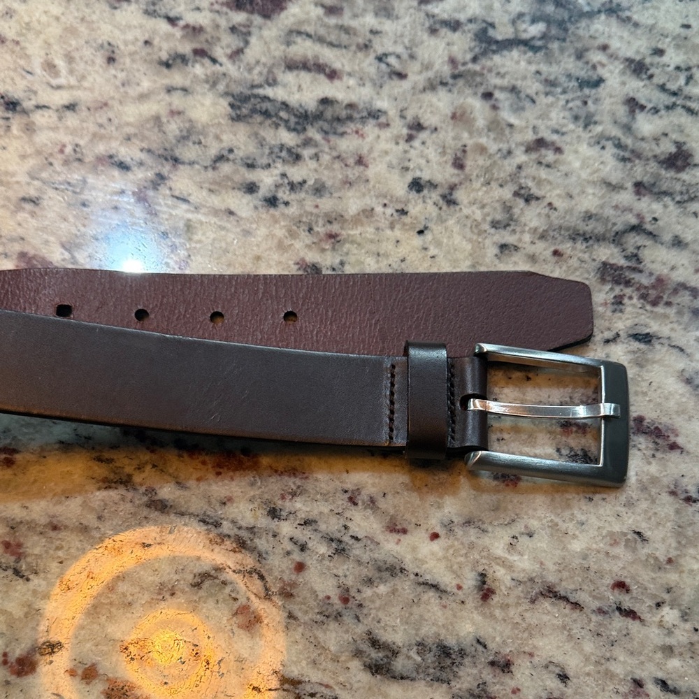 Banana Republic Men's Brown Leather Dress Belt (34)